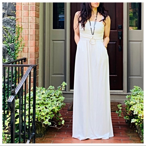 ✨LAST ONE✨Off white tube side pocket maxi dress - Picture 2 of 8